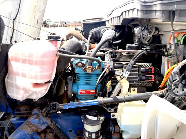 2010-international-durastar-4300-image-12