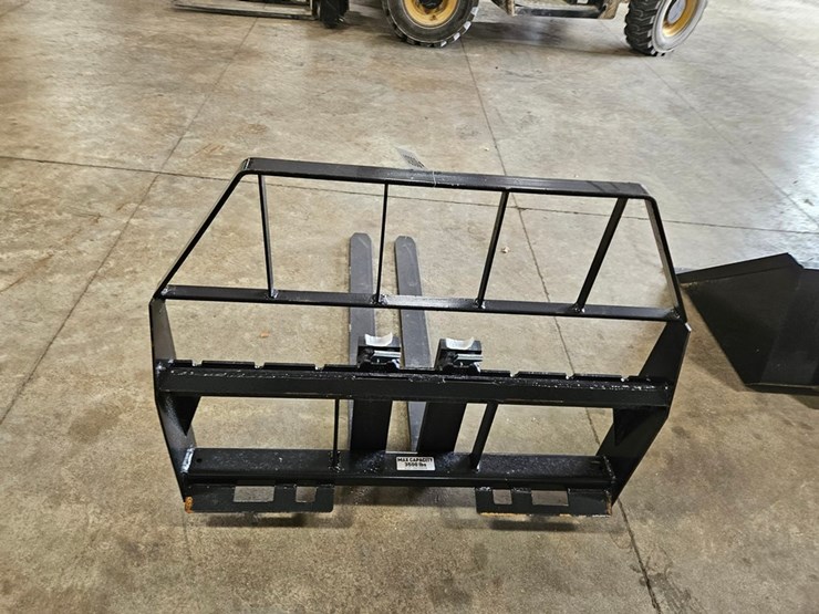 #655-•-kivel-48"-pallet-forks-image-4
