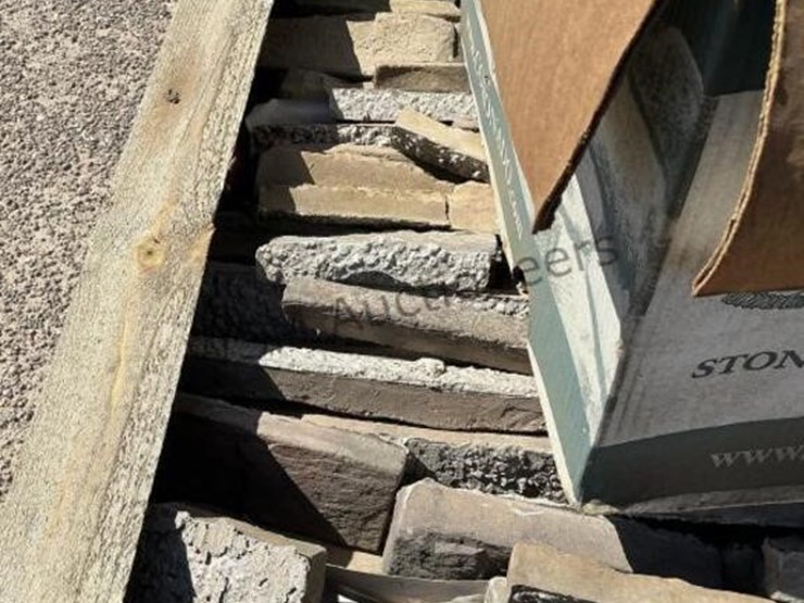 crate-of-stone-veneer-image-6