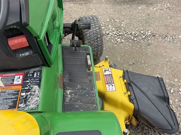 john-deere-425-image-10