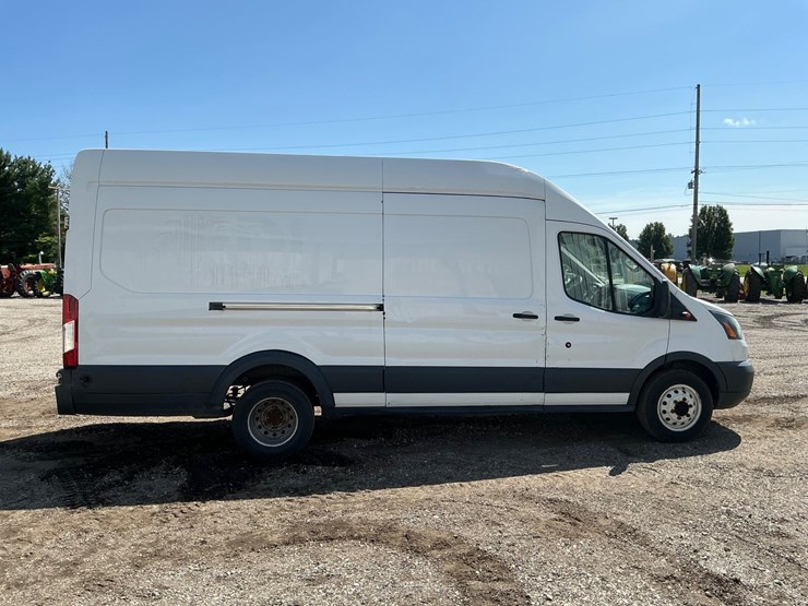 2015-ford-transit-image-6