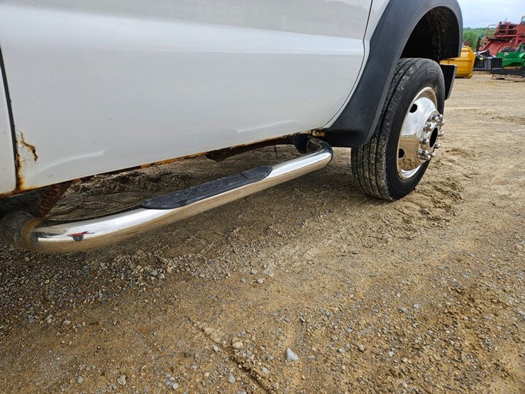 2008-ford-f550-image-19