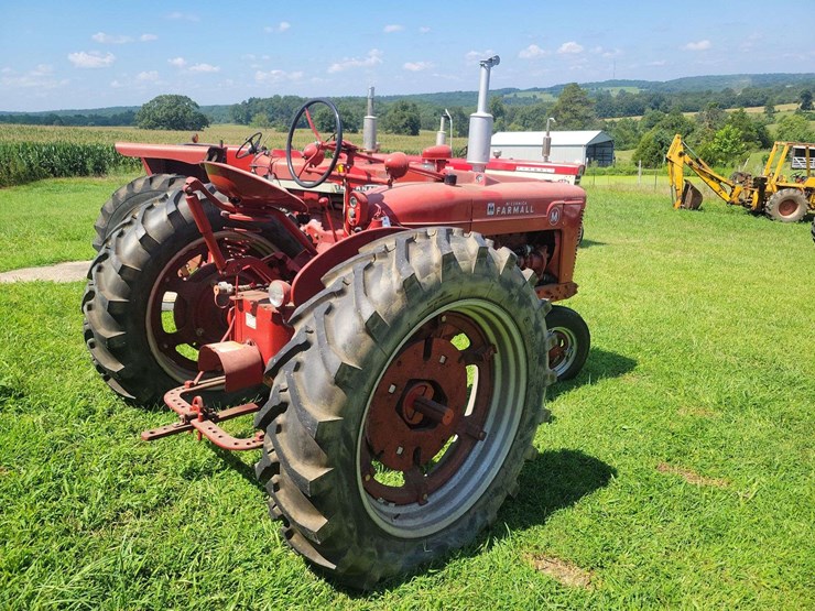 1941-farmall-m-with-m&w-nine-speed-transmission-image-3