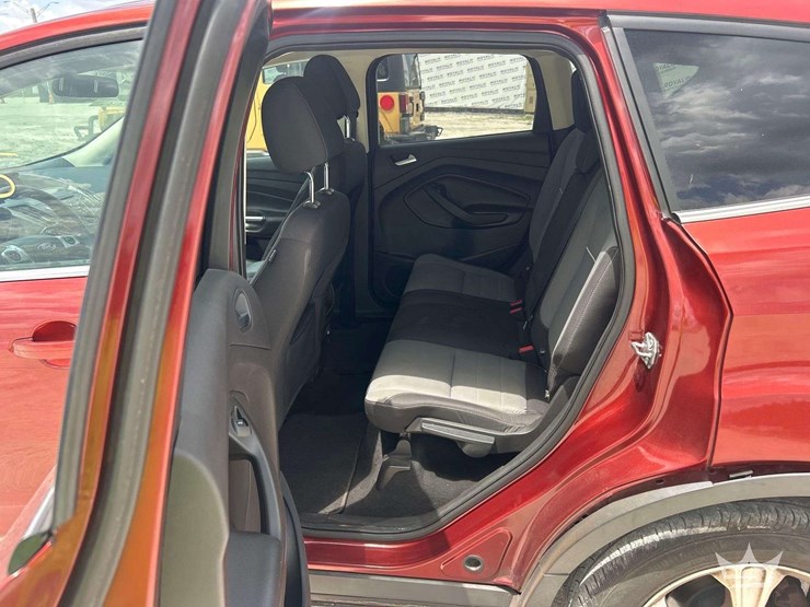 2014-ford-escape-image-21