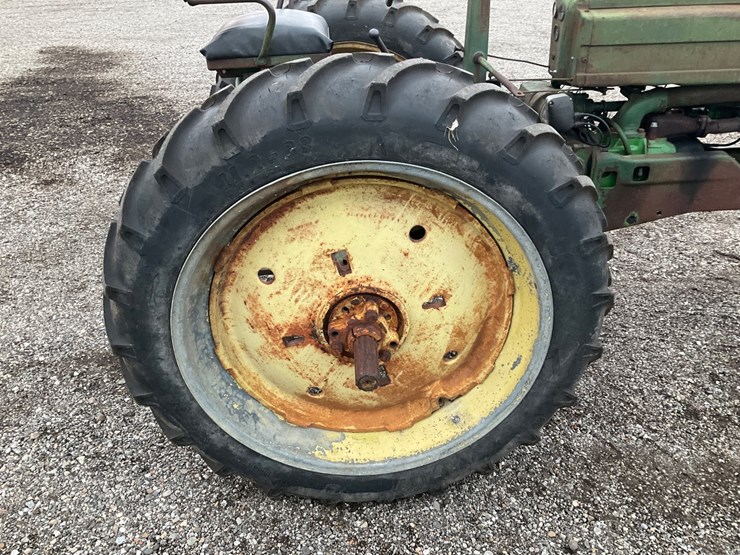 1952-john-deere-b-image-16