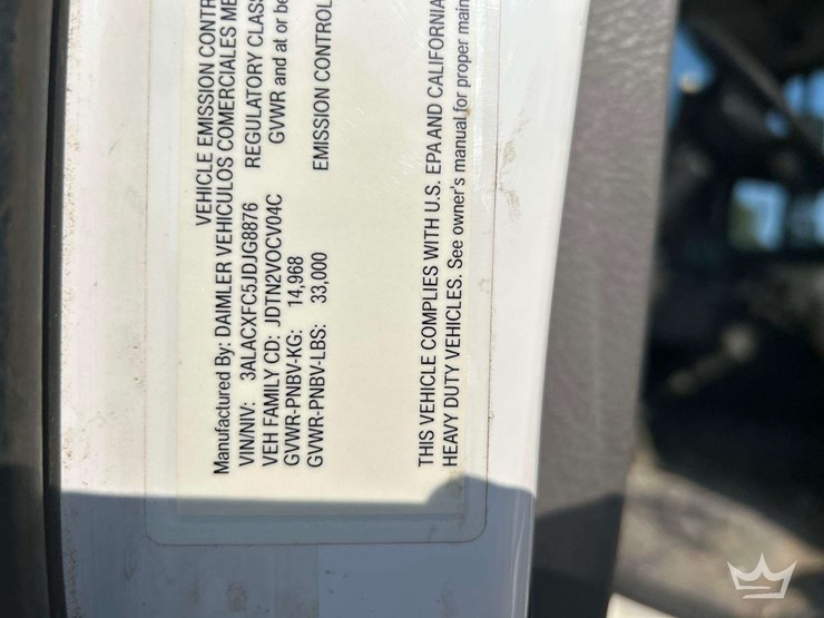 2018-freightliner-m2-106-image-5