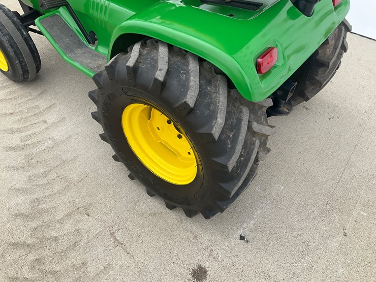 1975-john-deere-214-image-12