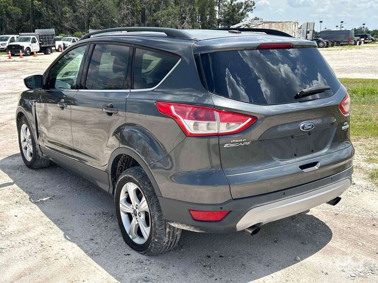 2015-ford-escape-image-4