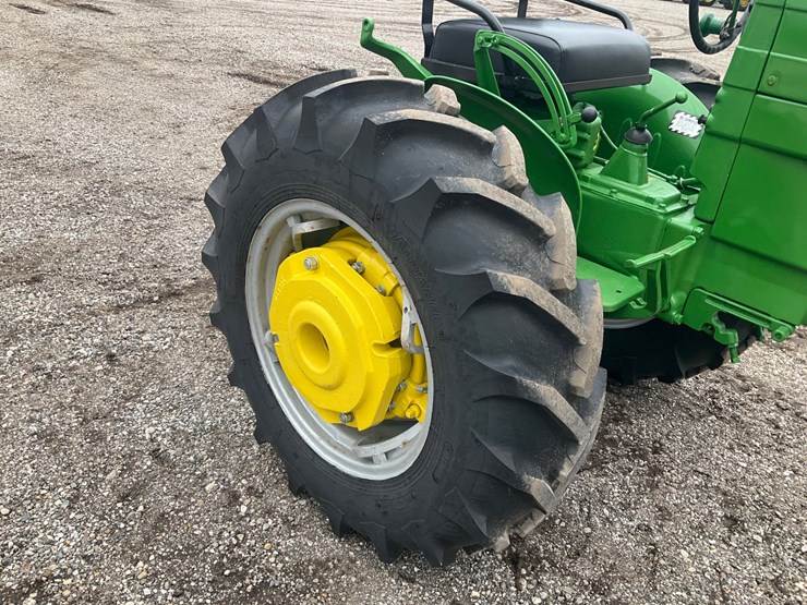 1953-john-deere-40-image-13