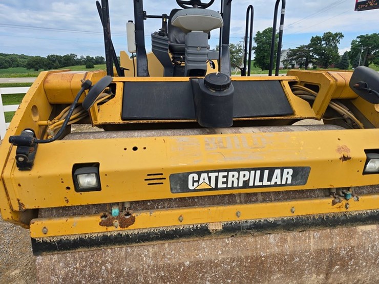 caterpillar-cb54xw-image-12