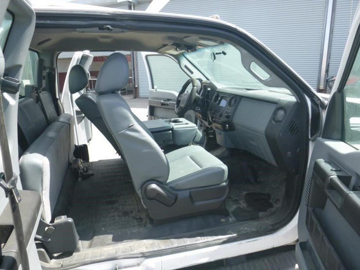 2014-ford-f350-image-6