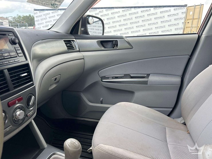 2012-subaru-forester-image-19