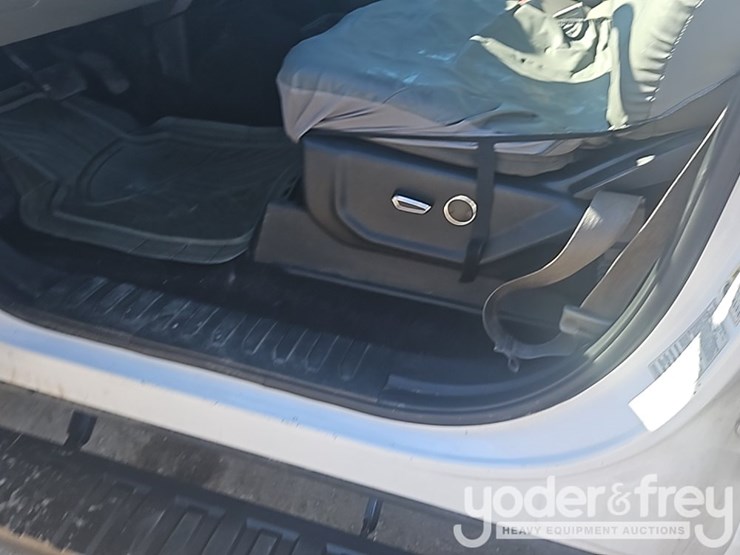2016-ford-f150-image-17