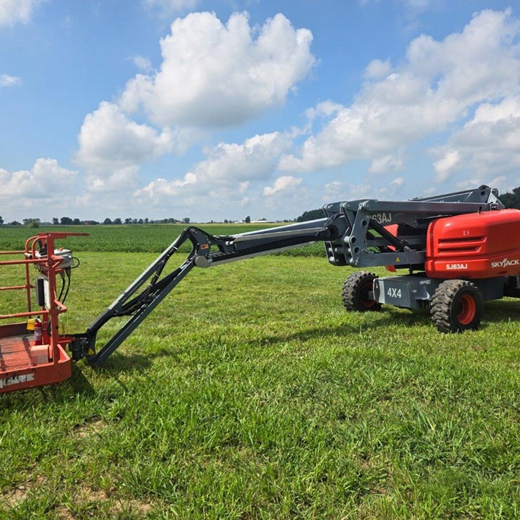 #103 • 2019 Skyjack SJ63 Boom Lift