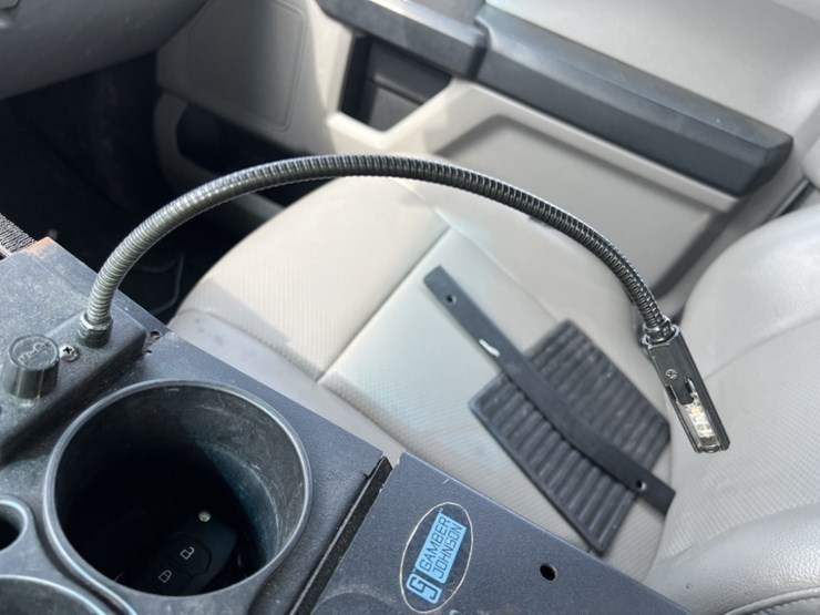 2017-ford-f550-image-43