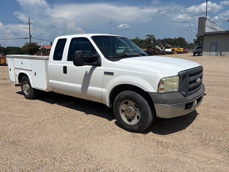 2005-ford-f250-image-2