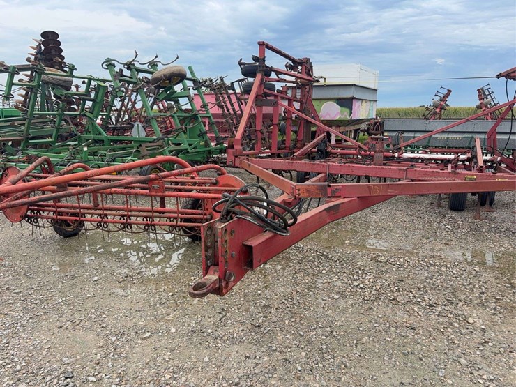 international-4700-image-2