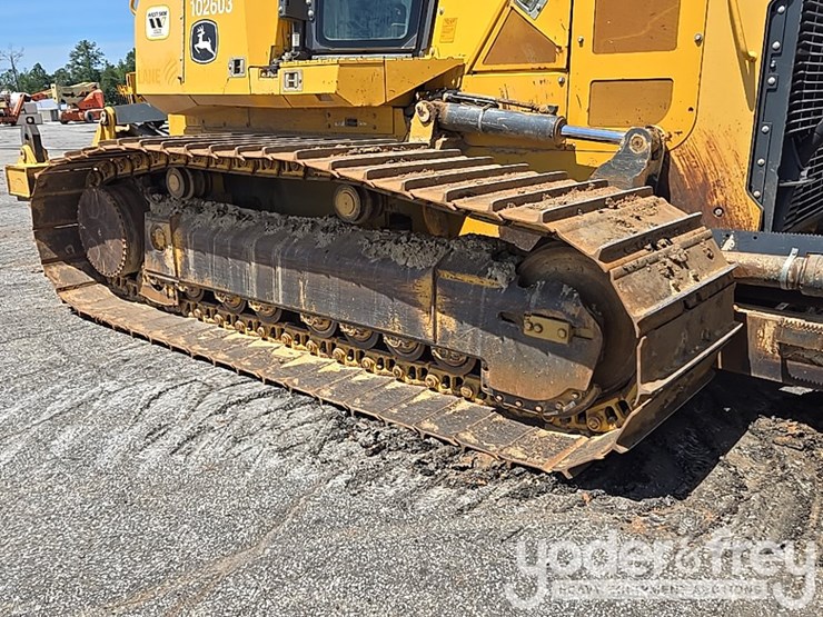 2018-deere-850k-image-12