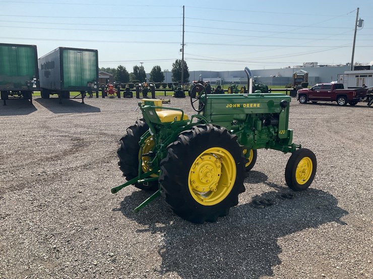1956-john-deere-420-image-5