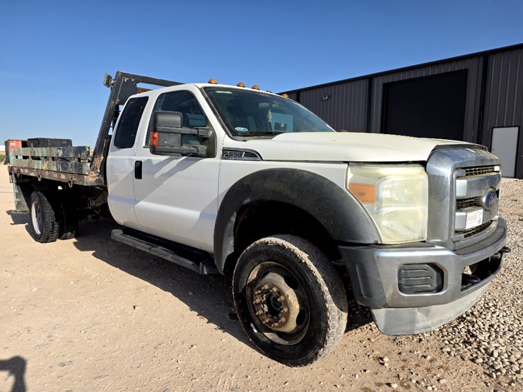 2013-ford-f550-image-3