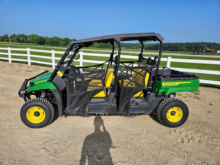 john-deere-gator-image-2