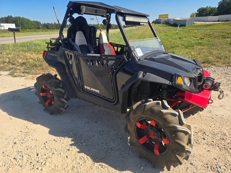 2012-polaris-ranger-rzr-image-12