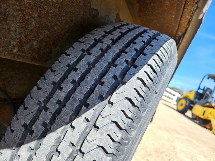 #118-•-stealth-18'-tandem-axle-cargo-trailer-image-21