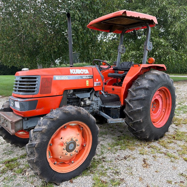 KUBOTA M6800