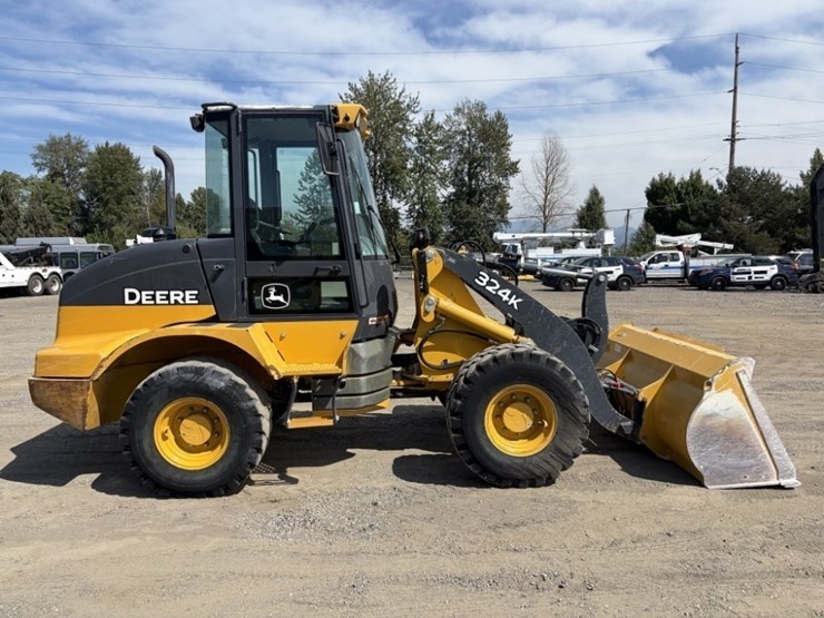 2018-deere-324k-image-3
