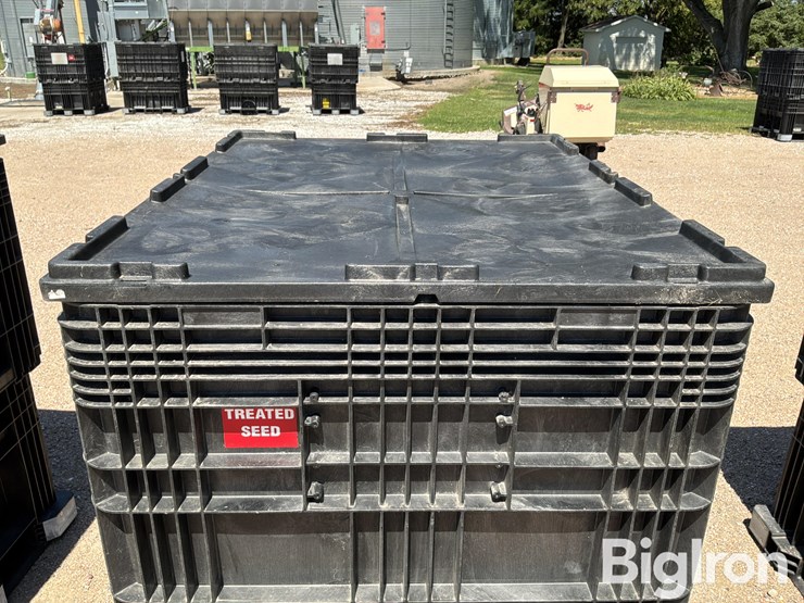 buckhorn-5745330fr0-bulk-seed-boxes-image-17