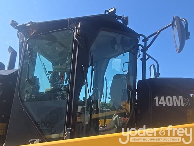 2019-caterpillar-140m3-image-47