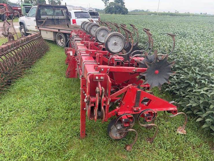 case-ih-183-image-2