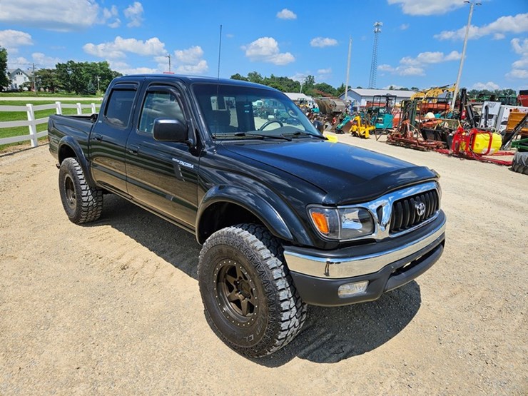 2004-toyota-tacoma-image-7