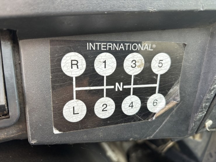 1997-international-4700-image-37