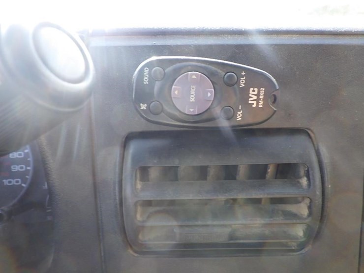 2005-ford-f450-image-45