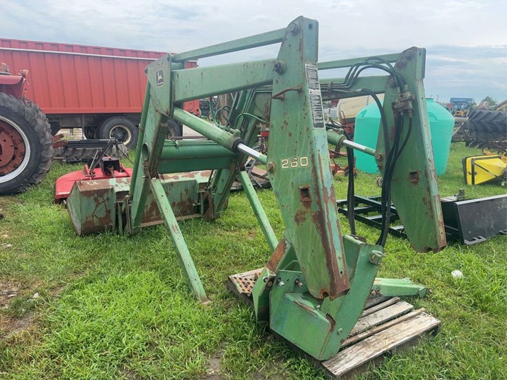 john-deere-260-image-4