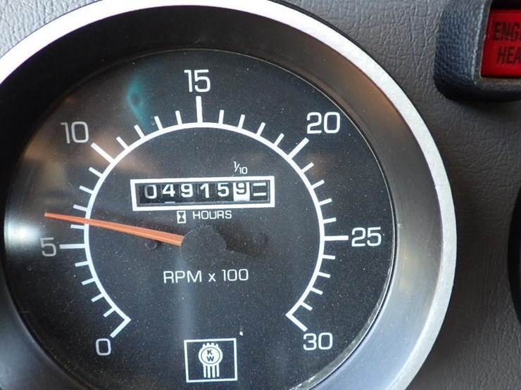 2006-kenworth-t300-image-38