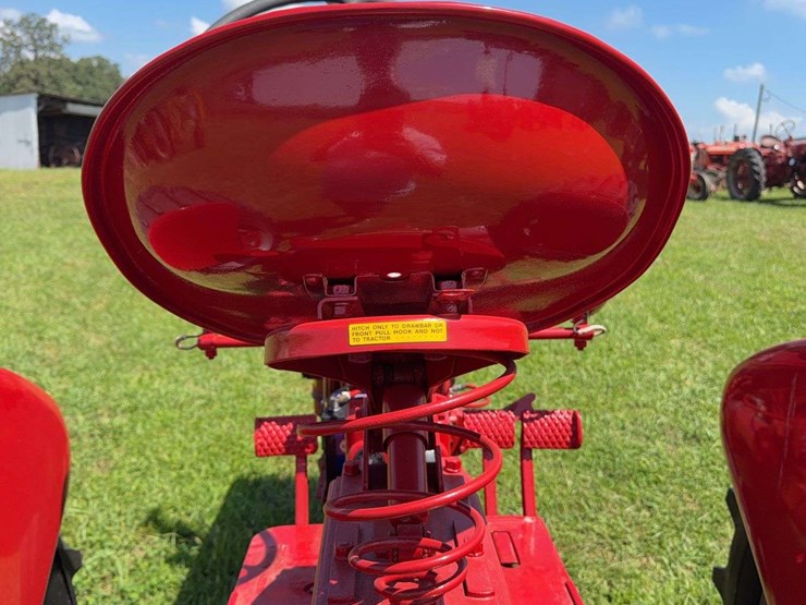 1950-farmall-c-image-27