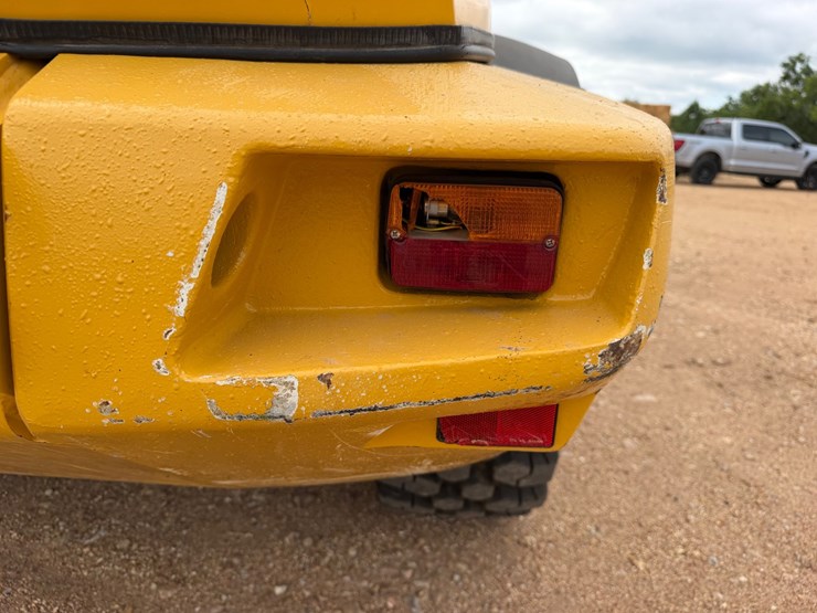 2023-john-deere-g-image-55
