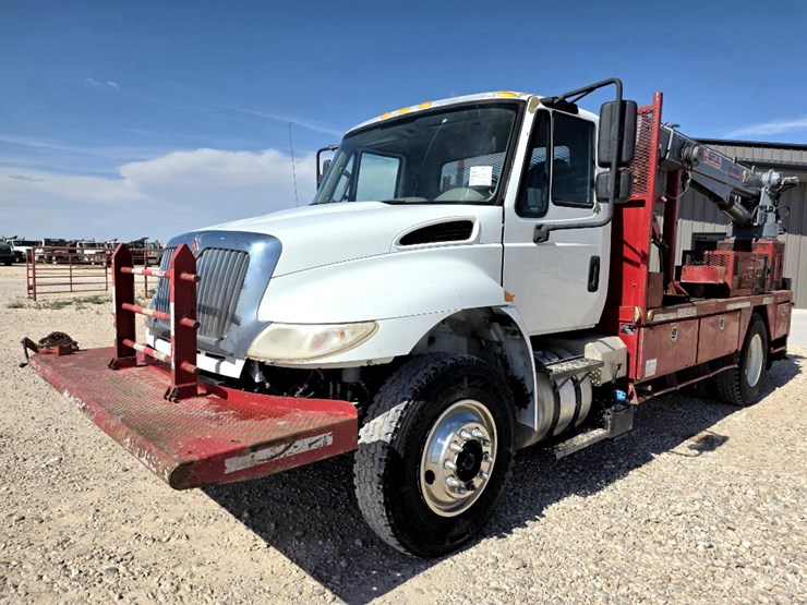 2016-international-durastar-4300-image-1