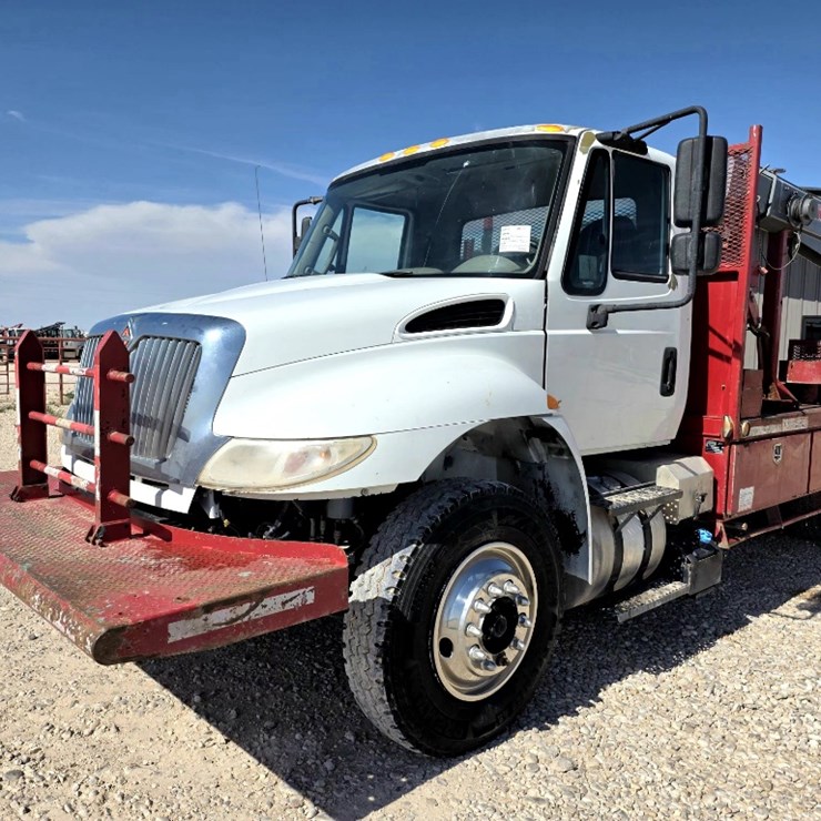 2016 INTERNATIONAL DURASTAR 4300