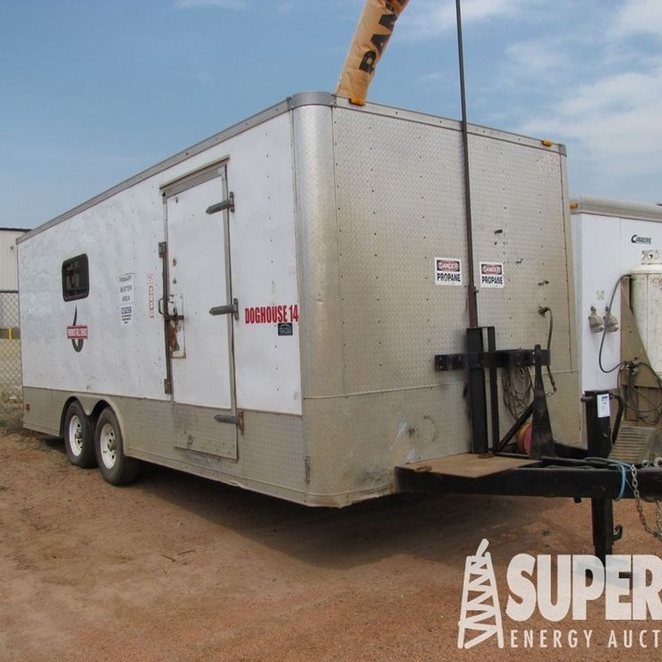 2011 MIDDLEBURY 8'6"W x 20'L Crew Trailer