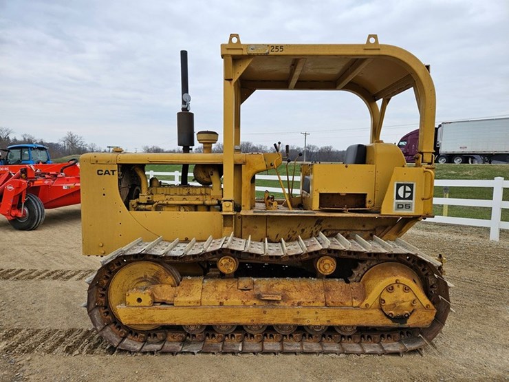 caterpillar-d5-image-2