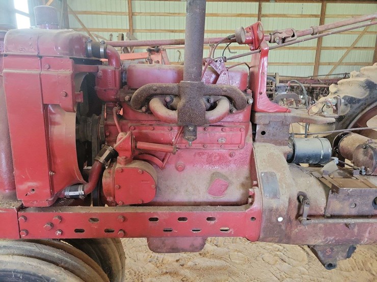 early-1939-farmall-h-image-13
