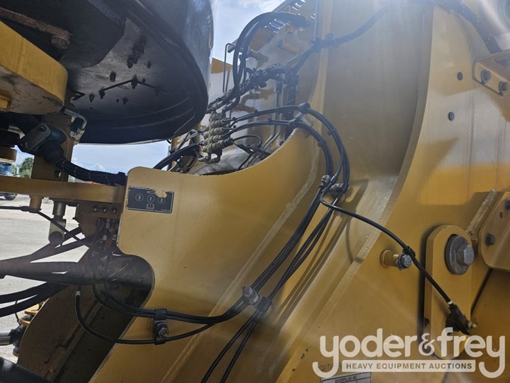 2016-caterpillar-966m-xe-image-19
