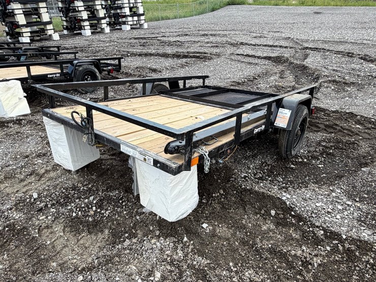 2027-carry-on-trailer-z5x8gw2k-image-1