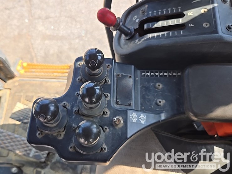 2016-deere-672gp-image-69