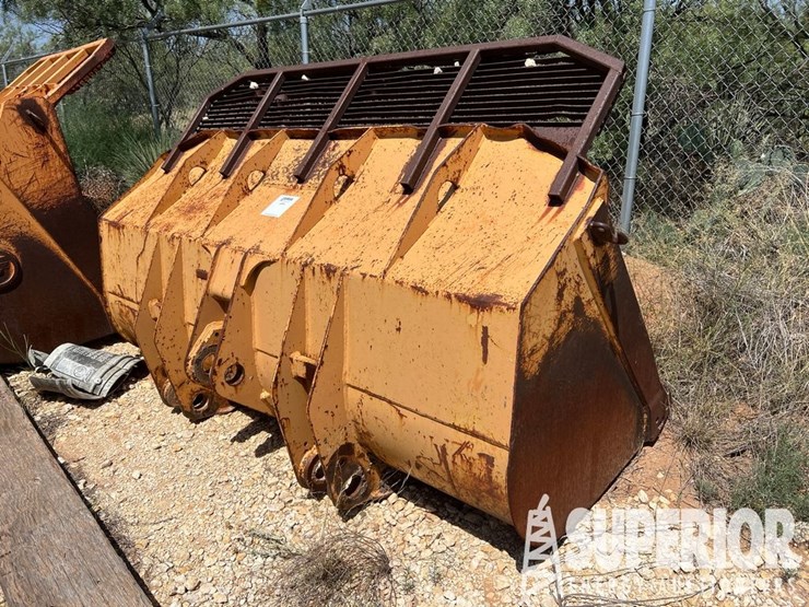 massey-ferguson-8-image-1