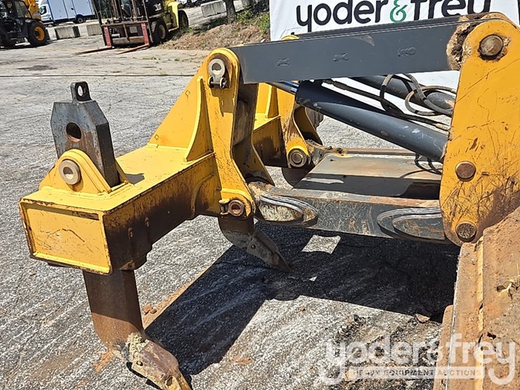 2018-deere-850k-image-39