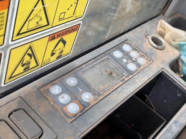2014-caterpillar-320elrr-image-50
